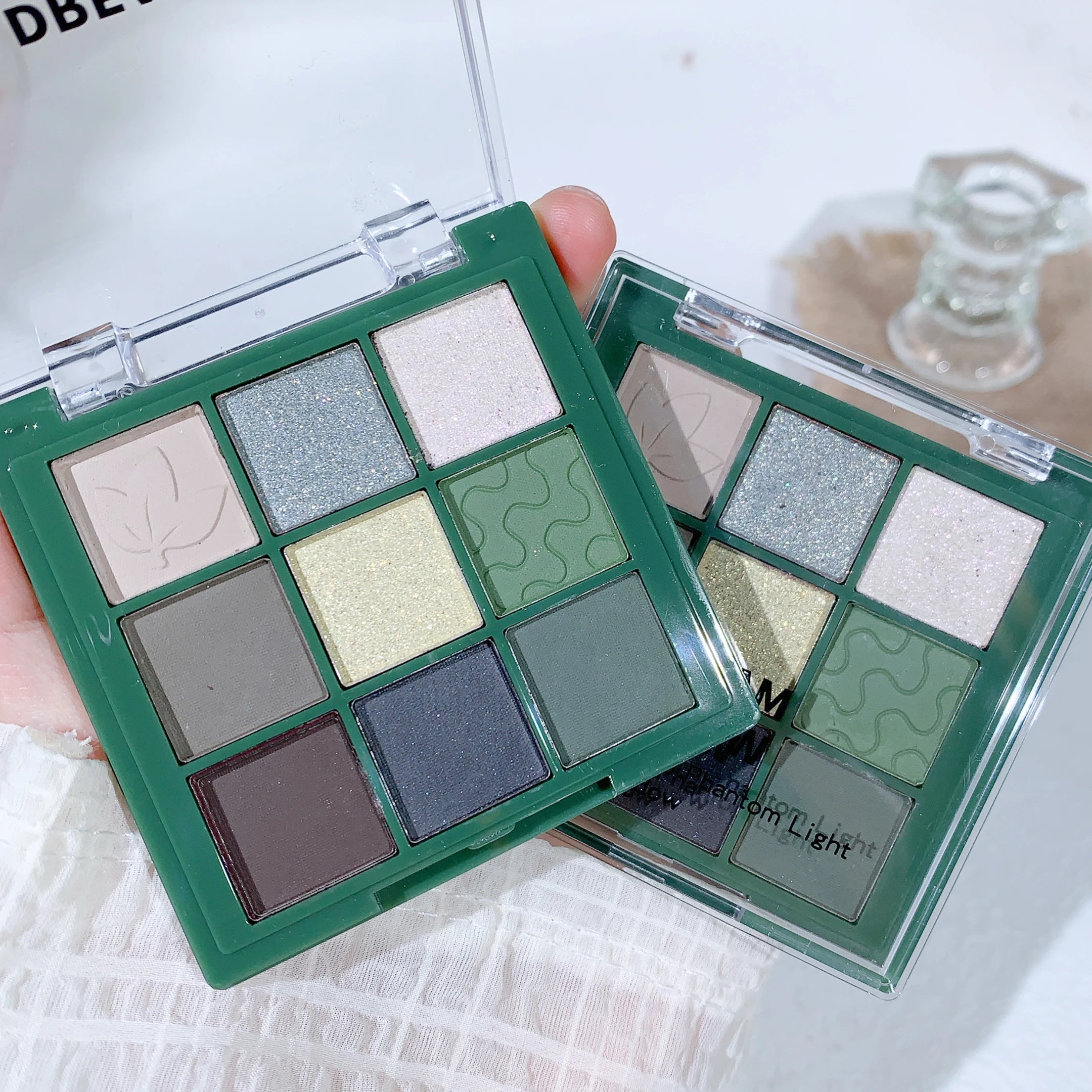 JUJU DREAM Green Brown Phantom Nine Colors Eyeshadow Palette Retro French Sense Green Olive Green Small Smoky