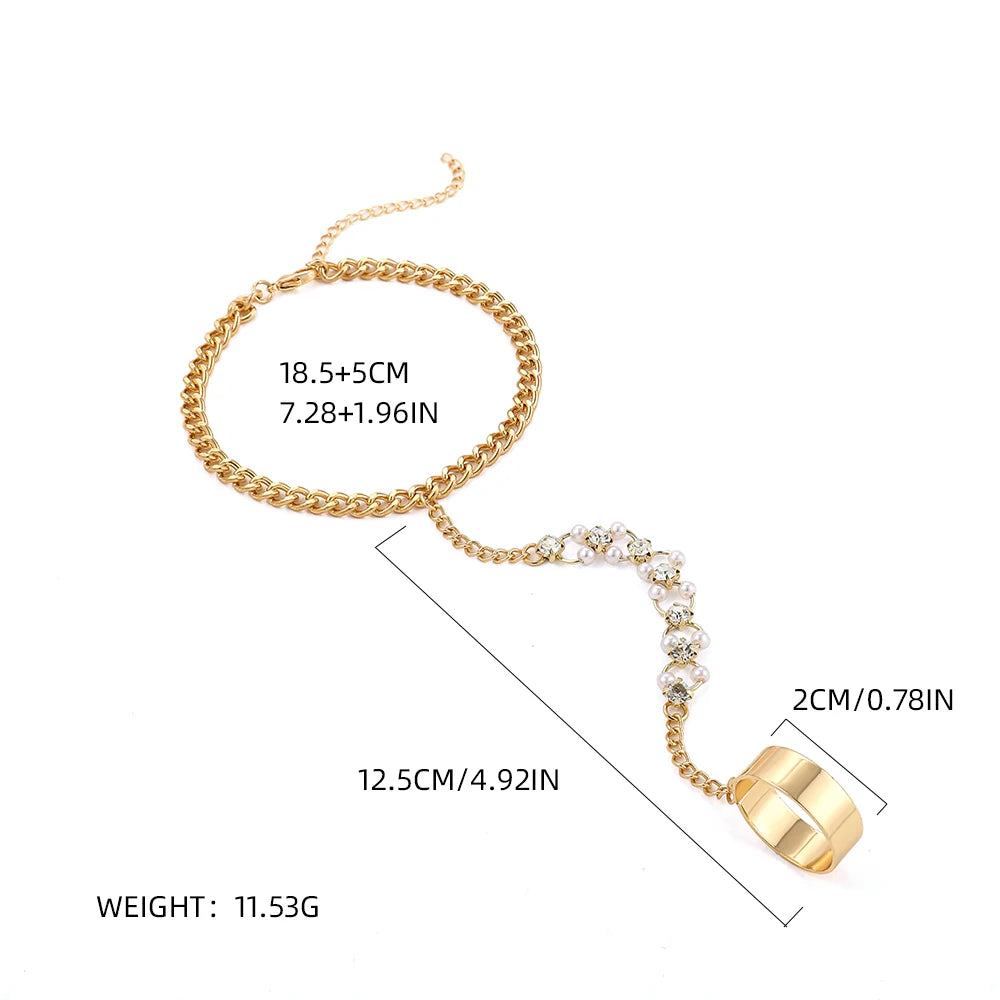 Simple Heart Pendant Chain Bracelet Link Connected Gold plated Wide Finger Ring Bracelets for Women Link Hand Harness Jewelry