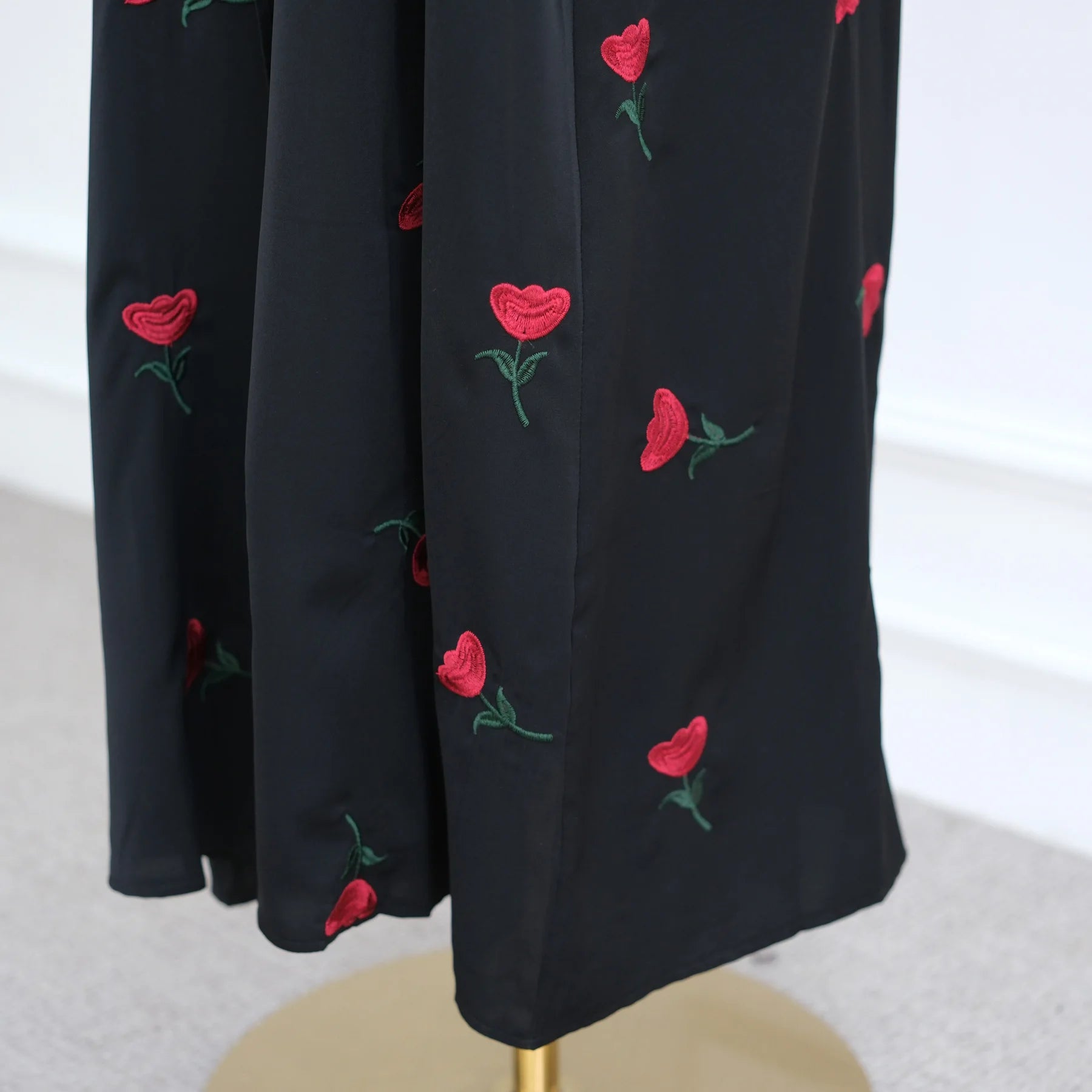 Eid Luxury Floral Embroidery Abaya Kimono Dubai Cardigan Muslim Party Dress Abayas for Women Turkish Islamic Clothes Kaftan Robe