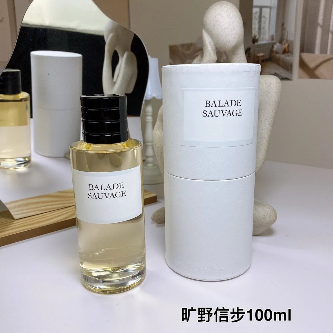 100/125ml Unisex Brand Perfume Floral And Herbal Notes Featuring A Mysterious Elegant And Rich Fragrance For Social Occasions