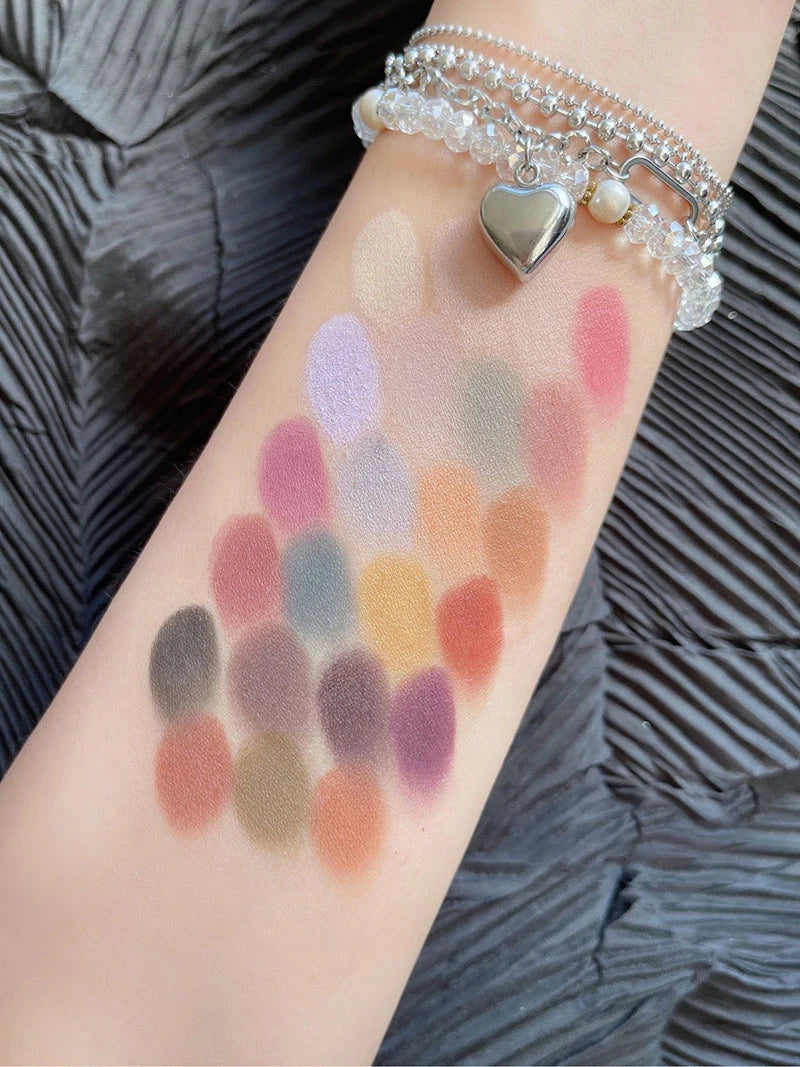 Shimmer Eyeshadow Palette 40 Colors Eye Shadows Matte Glitter Pigment Eye Shadows Wterproof Korean Eye Makeup Palette Cosmetics