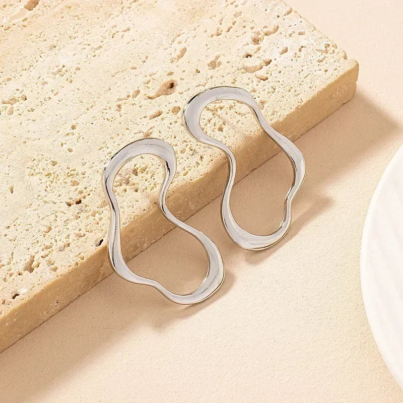 Vintage Geometry Irregular Eardrop Personality Asymmetry Dripping Oil Earrings for Women Fashion Daily Commuting Jewelry Gifts