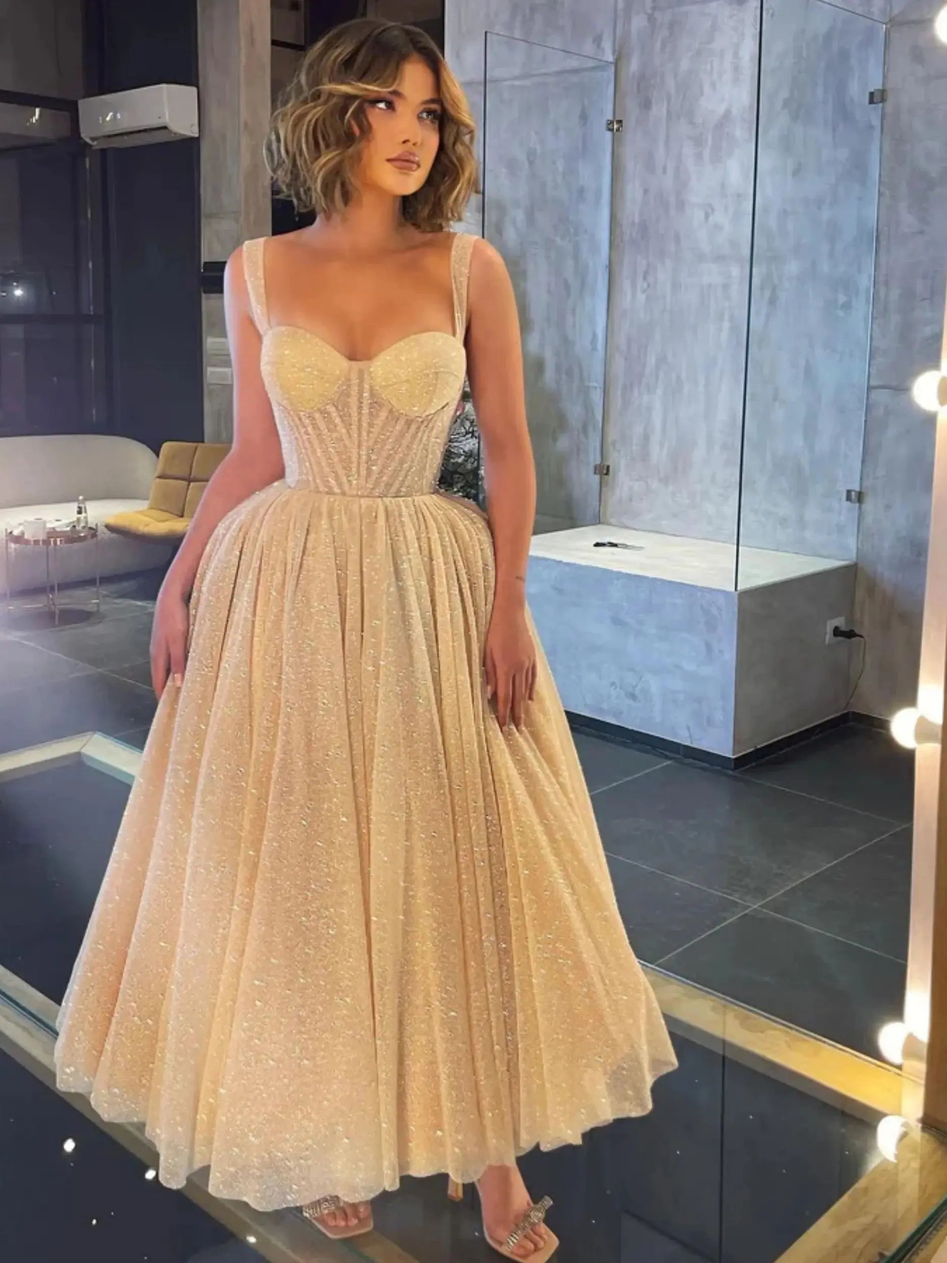 A Line Glitter Prom Dresses Boho Sequines Women Evening Gowns Shiny Sleeveless Backless Wedding Party Robes Customized