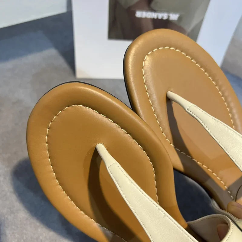 Genuine Leather Retro Clip Toe Roman Sandals Women Summer Fashion Flat Shoes Sexy T-Strap Flip Flops Casual Beach Slippers Women
