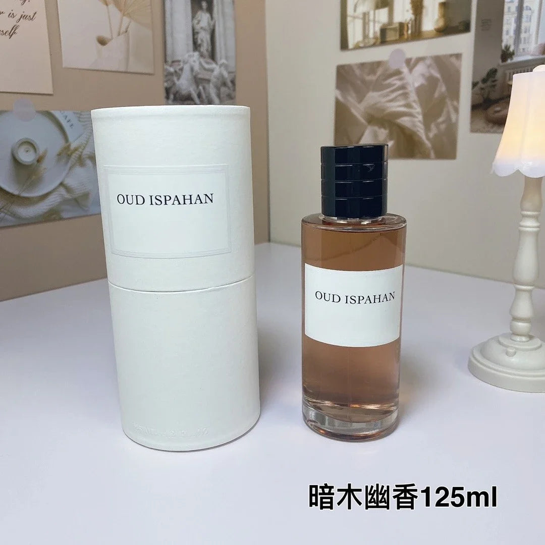 100/125ml Unisex Brand Perfume Floral And Herbal Notes Featuring A Mysterious Elegant And Rich Fragrance For Social Occasions