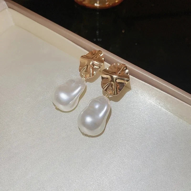Metal Color Irregular Geometric Wrinkle Simulated Pearl  Alloy Drop Earrings For Women Dangle Earrings Jewelry Accessories Gifts