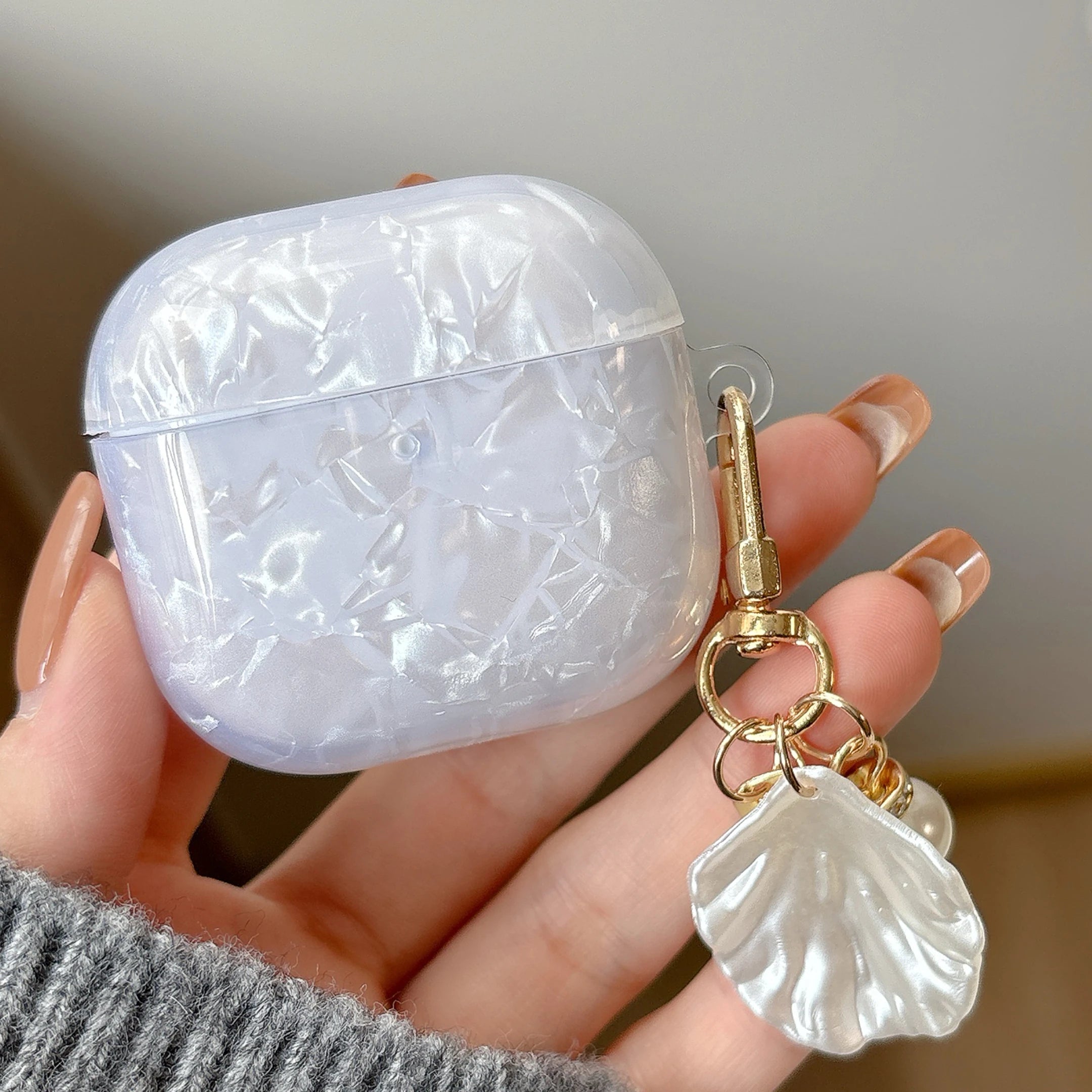 Dreamy Pearl Shell Soft Case with Keychain for AirPods Pro and 2 Airpods 4 3 2 Wireless Earphone Accessories Headphone Box Cover