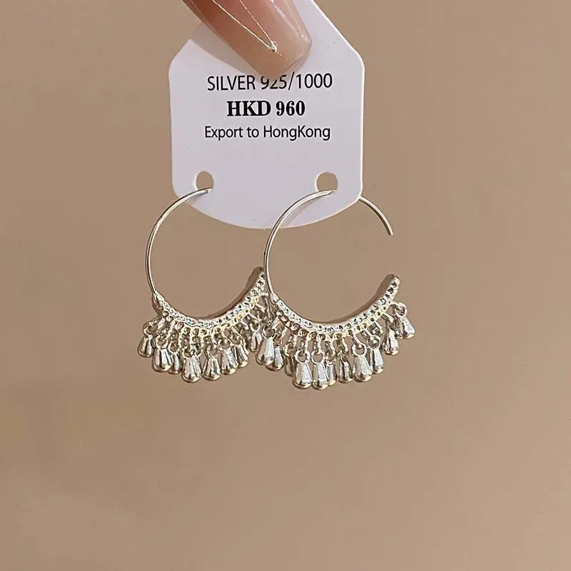 Fashion Metal C-Shaped Tassel Chain Earring for Women Elegant Silver Color Waterdrop Geometric Temperament Drop Earrings Jewelry