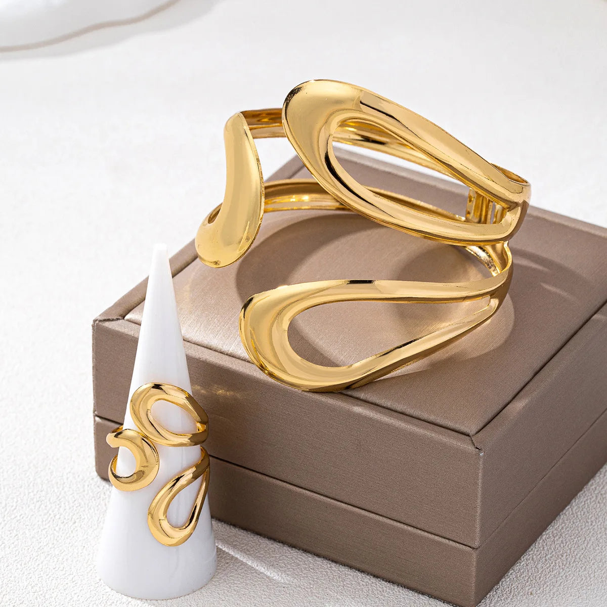 2 PCS/Set Vintage Geometric Irregular Metal Jewelry Bracelet Ring Sets for Women Girls Creative Design Sense Sets Jewelry