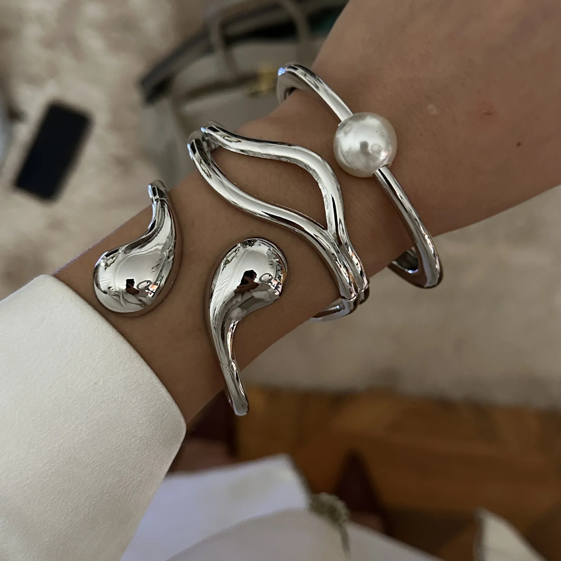 DIEZI 3 style Pearl Cuff Bangles Punk Hip Hop Men Gold Silver Color Metal Water Drop Spring Bangles  Women Bracelet Jewelry