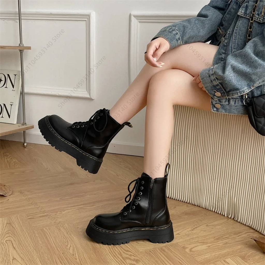 Minimalist Women Boots Casual Shoes Leather Chelsea ladies Classic Punk Female Goth Shoes High Platform Boots Women Botas Mujer
