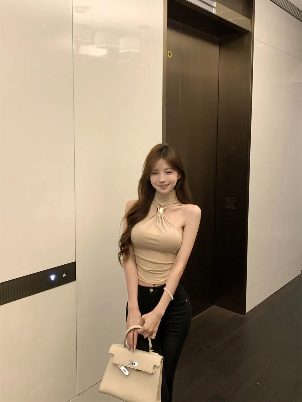 Hot Girl Design Metal Buckle Halter High Neck Vest Women's New Sexy Sleeveless Top