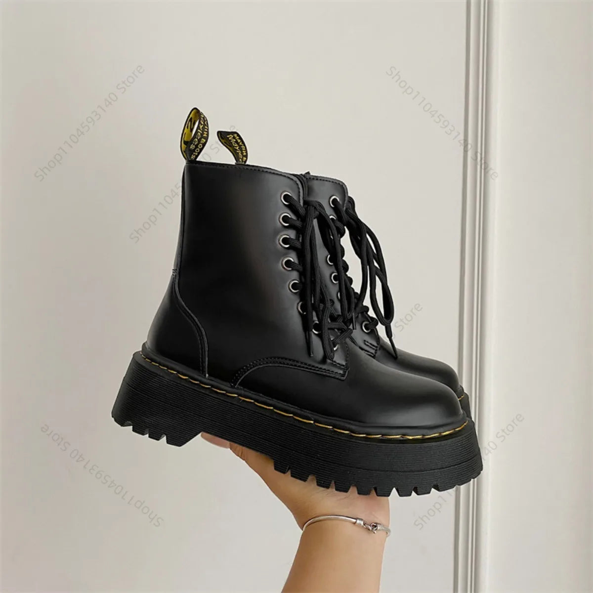 Minimalist Women Boots Casual Shoes Leather Chelsea ladies Classic Punk Female Goth Shoes High Platform Boots Women Botas Mujer