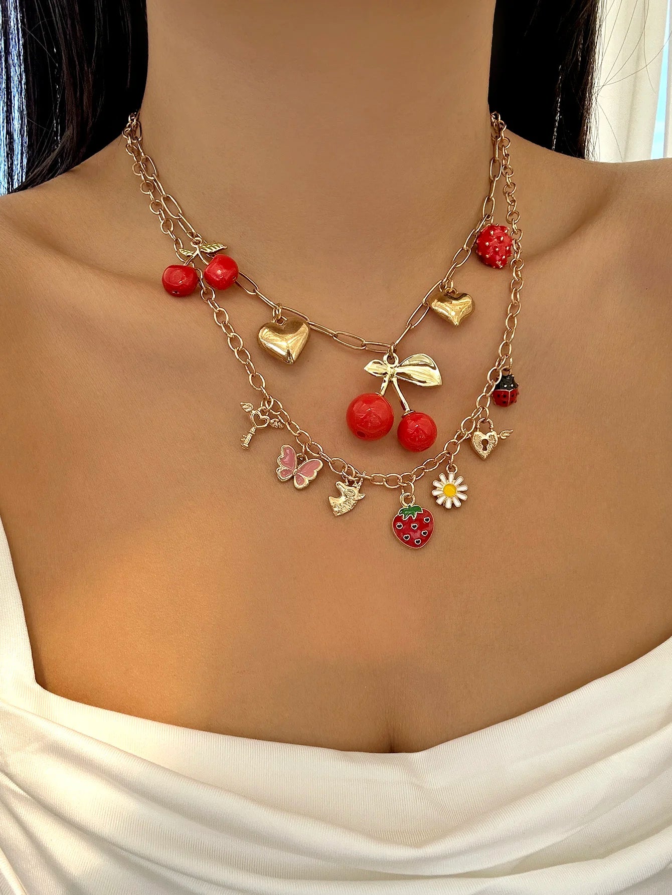 2026 Fashion Charm Cherry Heart Pendant Necklace for Women Red Strawberry Bow Pearl Clavicle Chain Aesthetic Party Jewelry