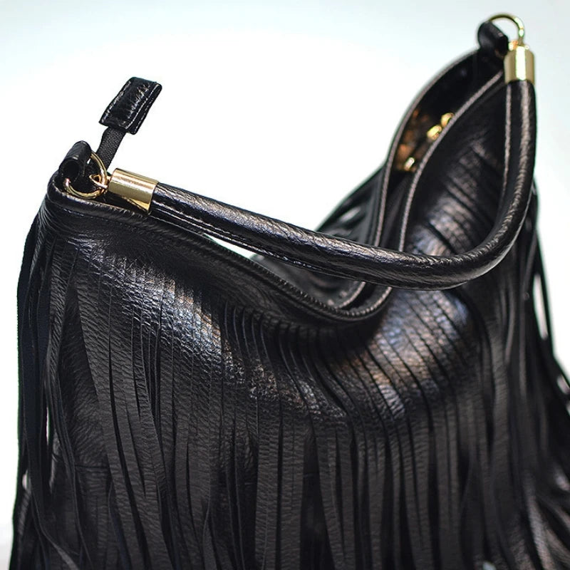 Boho Style Tassels Crossbody Bag for Women 2025 Large Capacity Casual Fringes Shoulder Bag  Zipper Large Capacity Soft Leather