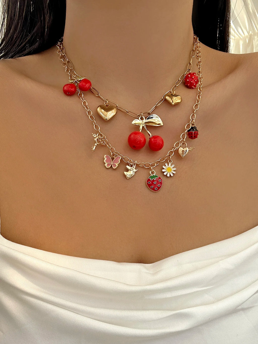 2026 Fashion Charm Cherry Heart Pendant Necklace for Women Red Strawberry Bow Pearl Clavicle Chain Aesthetic Party Jewelry