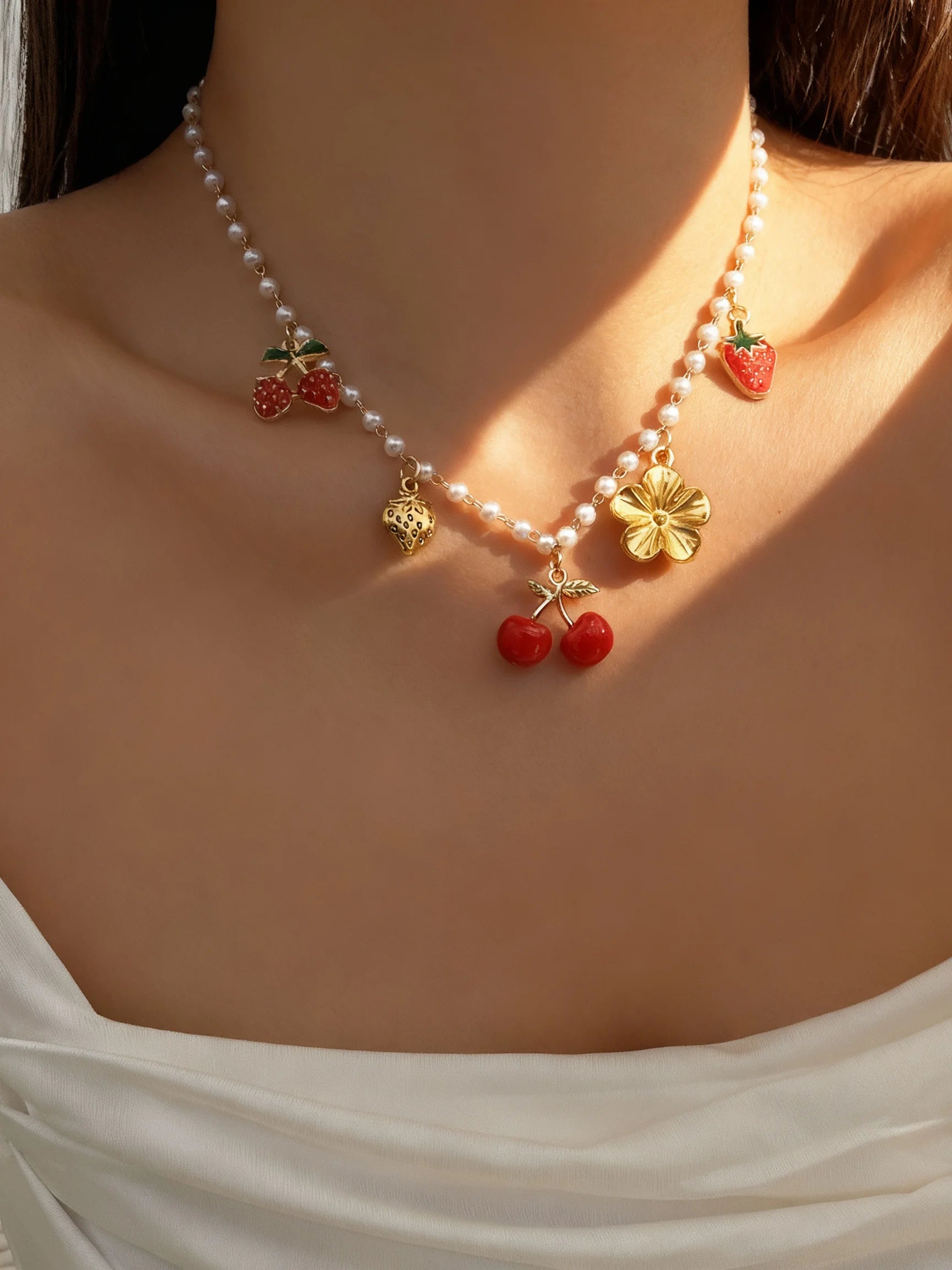 2026 Fashion Charm Cherry Heart Pendant Necklace for Women Red Strawberry Bow Pearl Clavicle Chain Aesthetic Party Jewelry