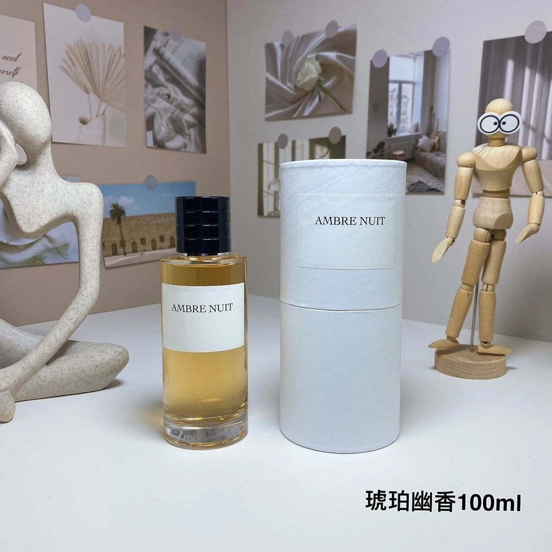 100/125ml Unisex Brand Perfume Floral And Herbal Notes Featuring A Mysterious Elegant And Rich Fragrance For Social Occasions