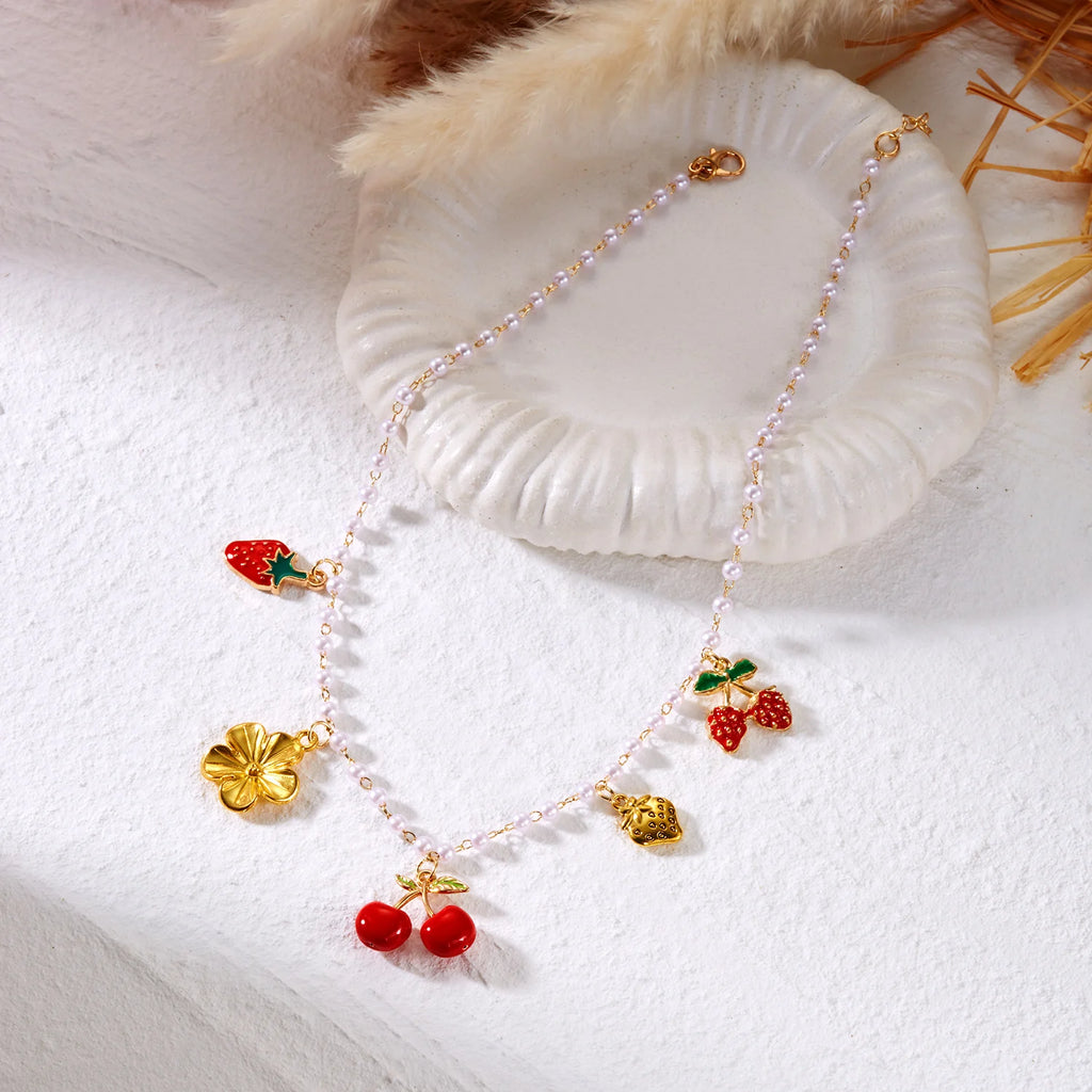 2026 Fashion Charm Cherry Heart Pendant Necklace for Women Red Strawberry Bow Pearl Clavicle Chain Aesthetic Party Jewelry