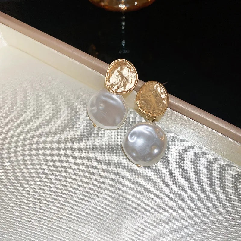 Metal Color Irregular Geometric Wrinkle Simulated Pearl  Alloy Drop Earrings For Women Dangle Earrings Jewelry Accessories Gifts