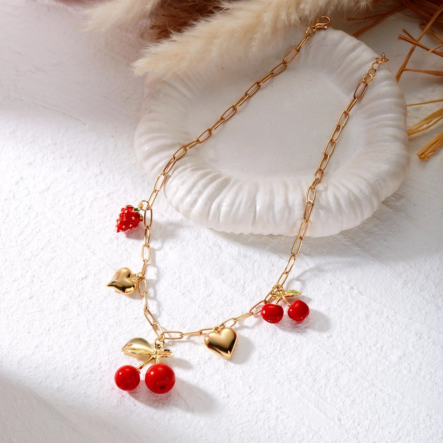 2026 Fashion Charm Cherry Heart Pendant Necklace for Women Red Strawberry Bow Pearl Clavicle Chain Aesthetic Party Jewelry