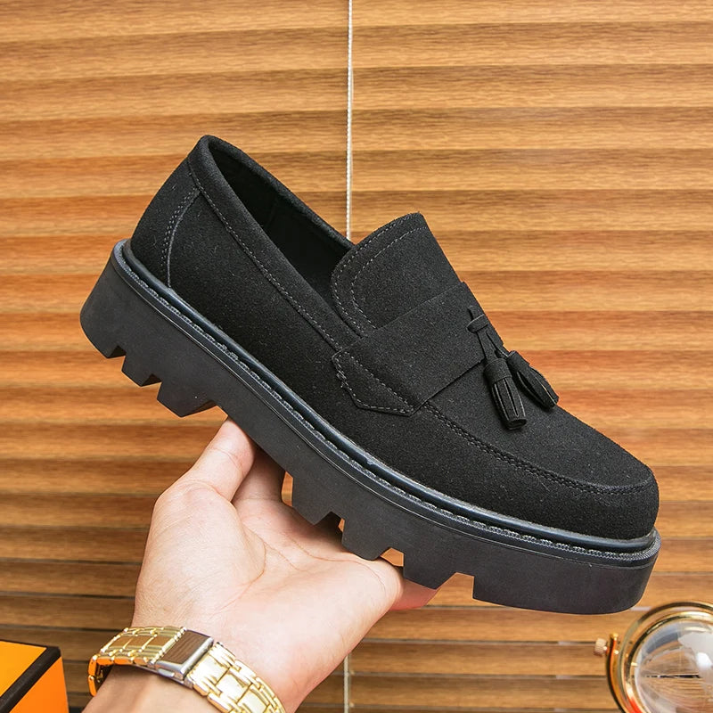 Reverse Suede Thick Sole Men Oxford Shoes Comfortable Formal Tassels Loafers Business Dress Shoes Casual Men Shoes Mens Footwear