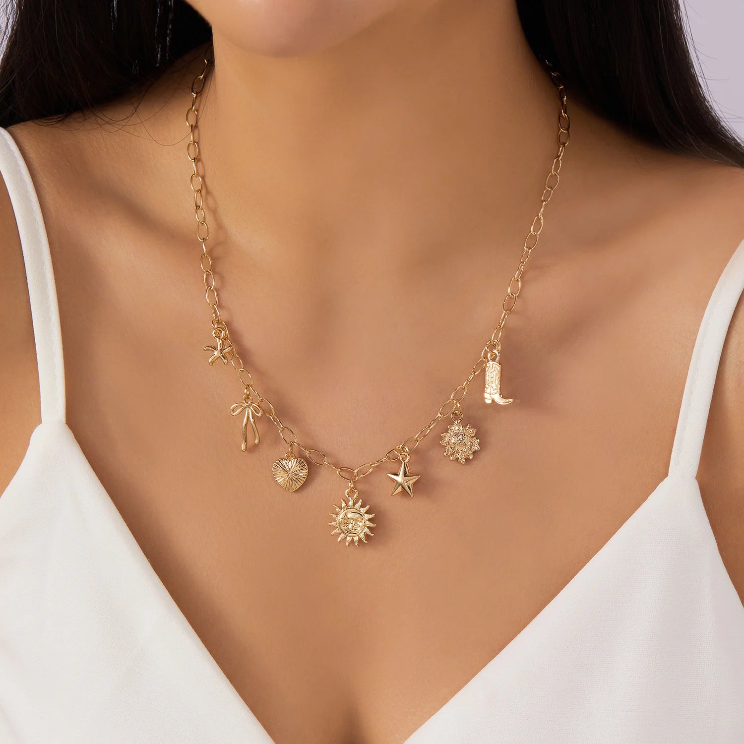 2026 Fashion Charm Cherry Heart Pendant Necklace for Women Red Strawberry Bow Pearl Clavicle Chain Aesthetic Party Jewelry