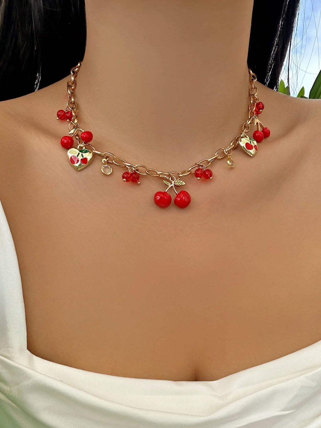 2026 Fashion Charm Cherry Heart Pendant Necklace for Women Red Strawberry Bow Pearl Clavicle Chain Aesthetic Party Jewelry