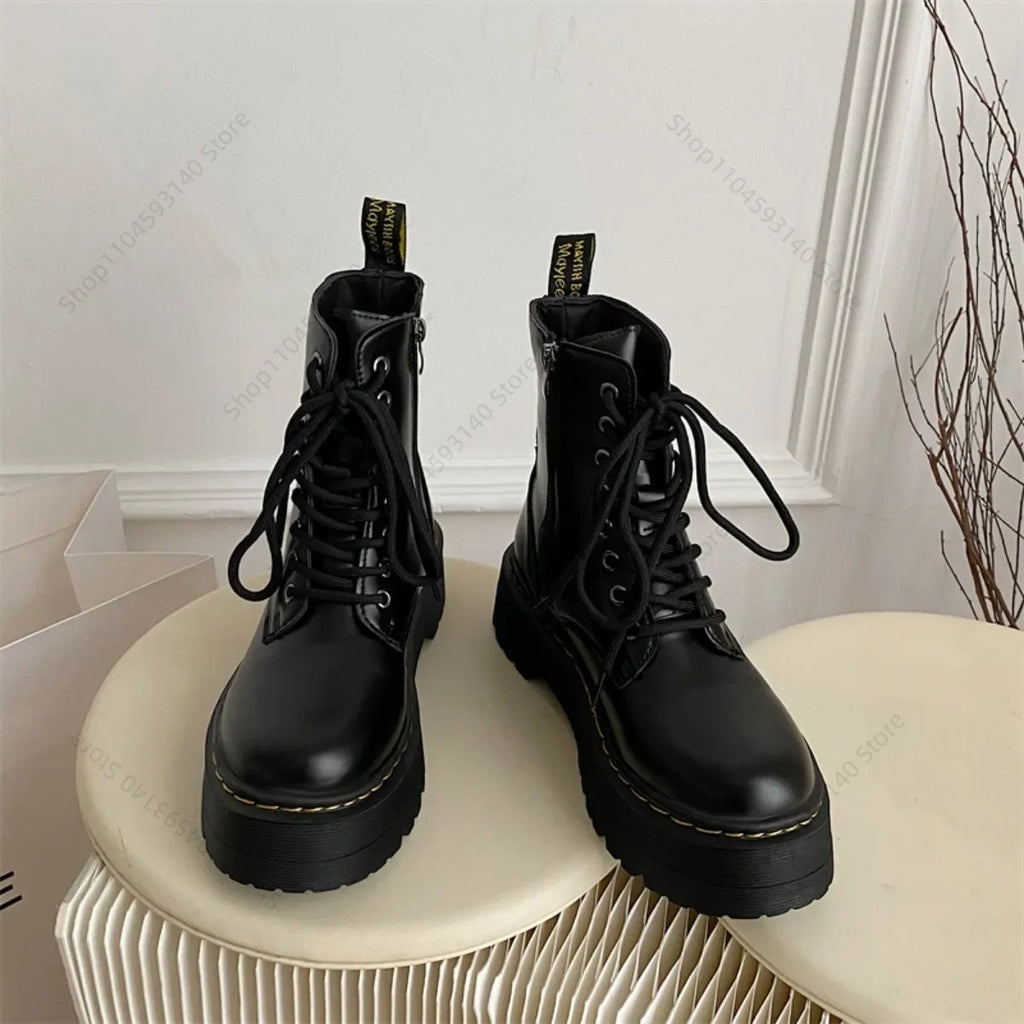 Minimalist Women Boots Casual Shoes Leather Chelsea ladies Classic Punk Female Goth Shoes High Platform Boots Women Botas Mujer