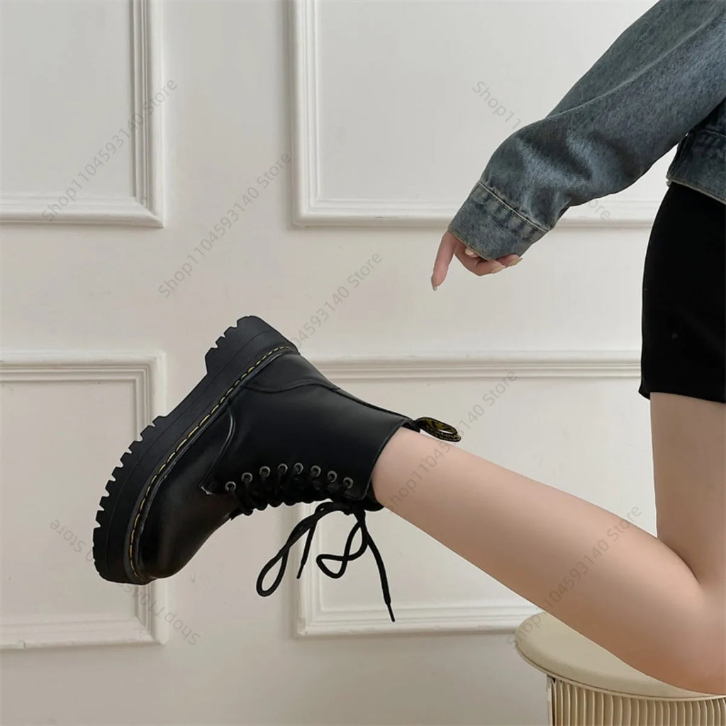 Minimalist Women Boots Casual Shoes Leather Chelsea ladies Classic Punk Female Goth Shoes High Platform Boots Women Botas Mujer