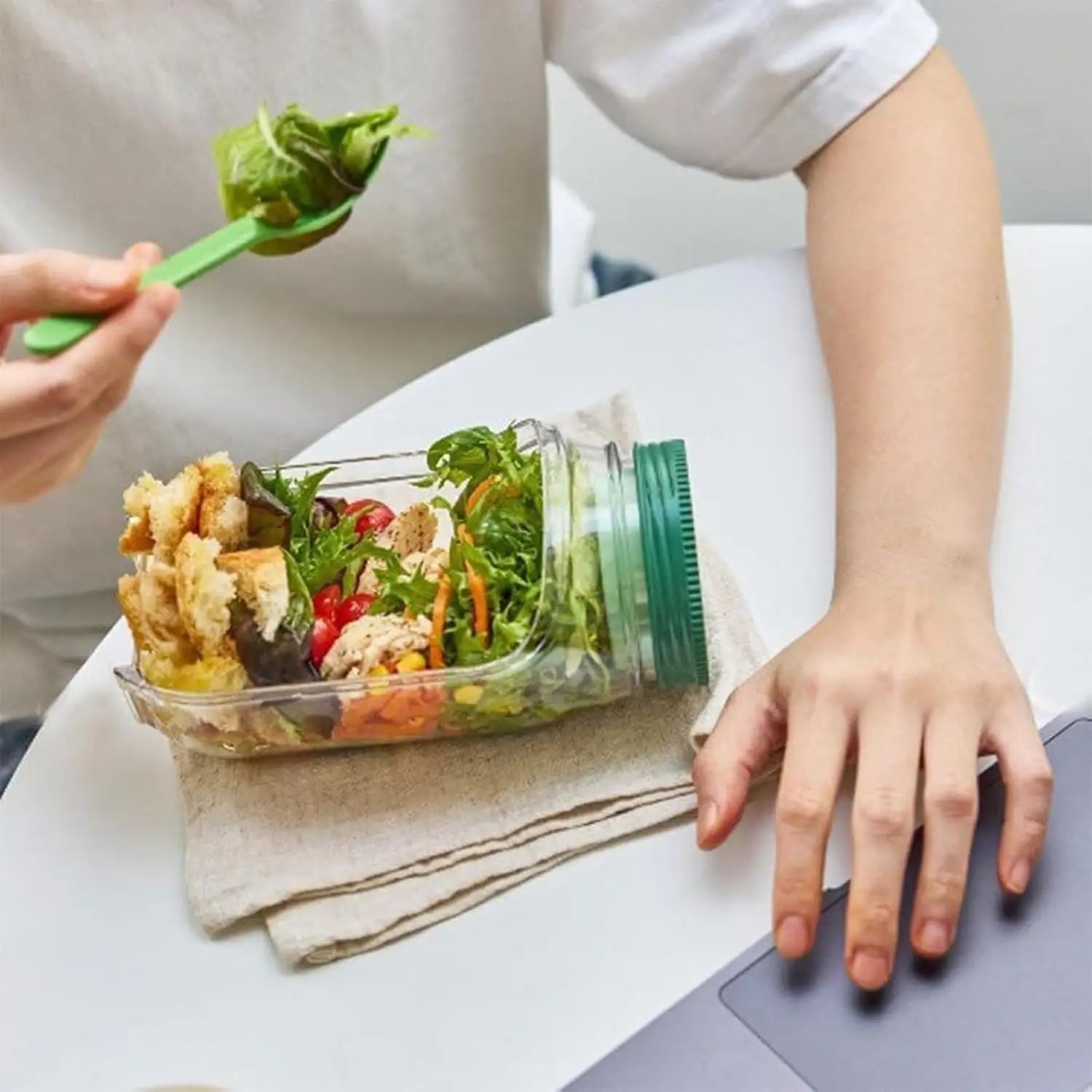 Leakproof Salad Box Plastic Salad Container with Side-opening Cover Portable Breakfast Fruit Storage Box for Picnic Home Office