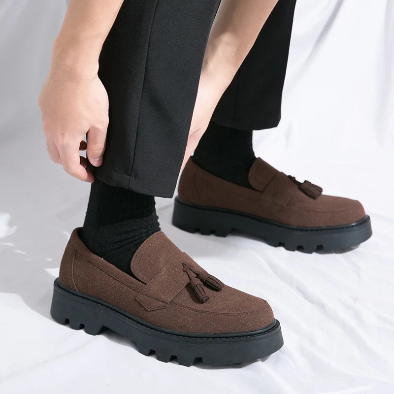 Reverse Suede Thick Sole Men Oxford Shoes Comfortable Formal Tassels Loafers Business Dress Shoes Casual Men Shoes Mens Footwear