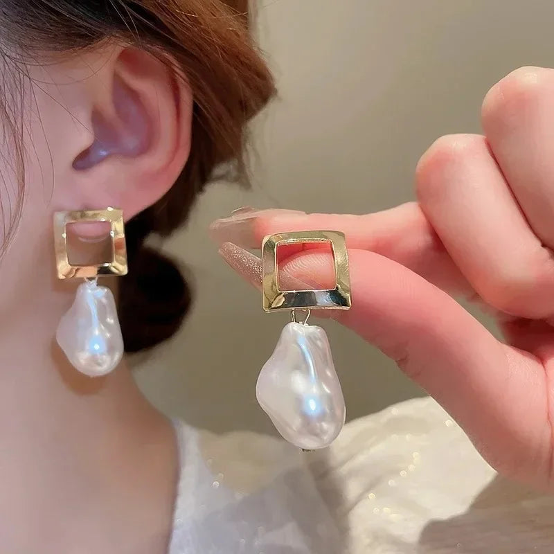 Metal Color Irregular Geometric Wrinkle Simulated Pearl  Alloy Drop Earrings For Women Dangle Earrings Jewelry Accessories Gifts