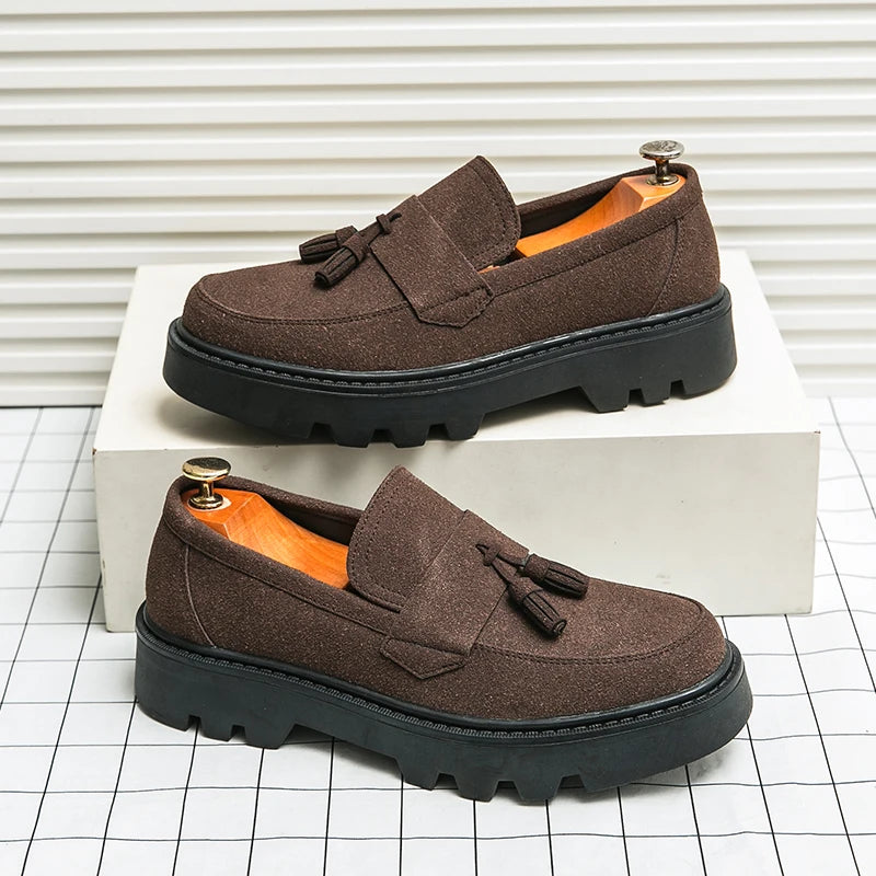 Reverse Suede Thick Sole Men Oxford Shoes Comfortable Formal Tassels Loafers Business Dress Shoes Casual Men Shoes Mens Footwear
