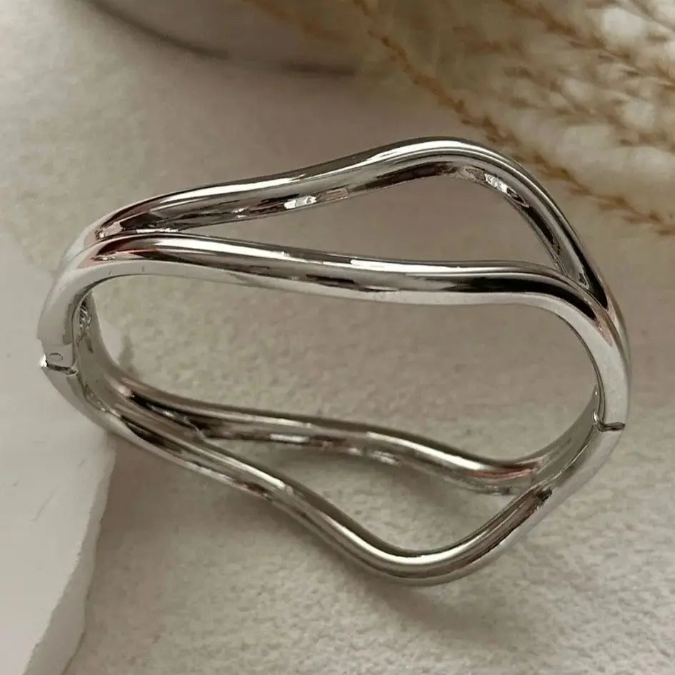 DIEZI 3 style Pearl Cuff Bangles Punk Hip Hop Men Gold Silver Color Metal Water Drop Spring Bangles  Women Bracelet Jewelry