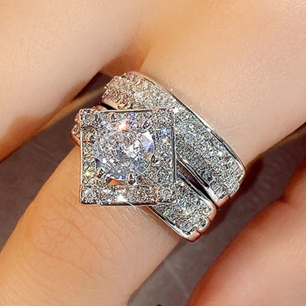 Huitan Set Lady Rings Luxury Wedding Engagement Party Finger Accessories Inlaid Shining Cubic Zirconia Graceful Fashion Jewelry