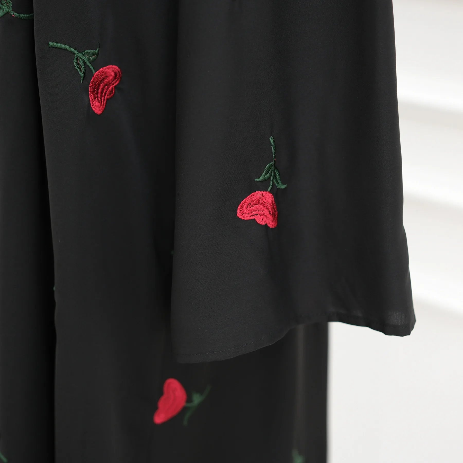 Eid Luxury Floral Embroidery Abaya Kimono Dubai Cardigan Muslim Party Dress Abayas for Women Turkish Islamic Clothes Kaftan Robe