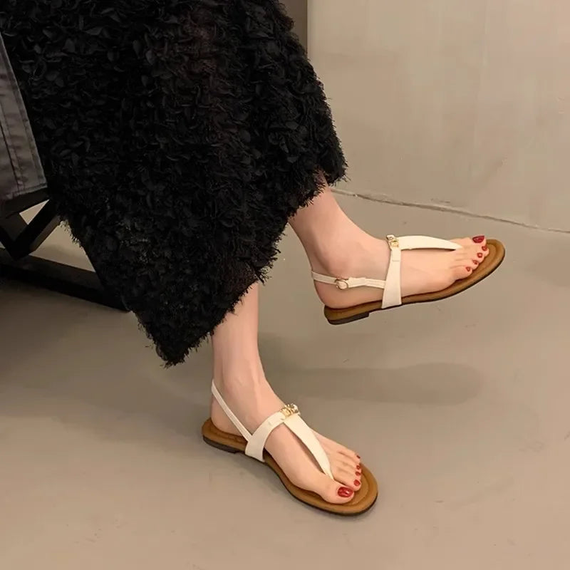 Genuine Leather Retro Clip Toe Roman Sandals Women Summer Fashion Flat Shoes Sexy T-Strap Flip Flops Casual Beach Slippers Women
